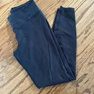 Women’s Ten Less Plastic Bottles One Legend Leggings